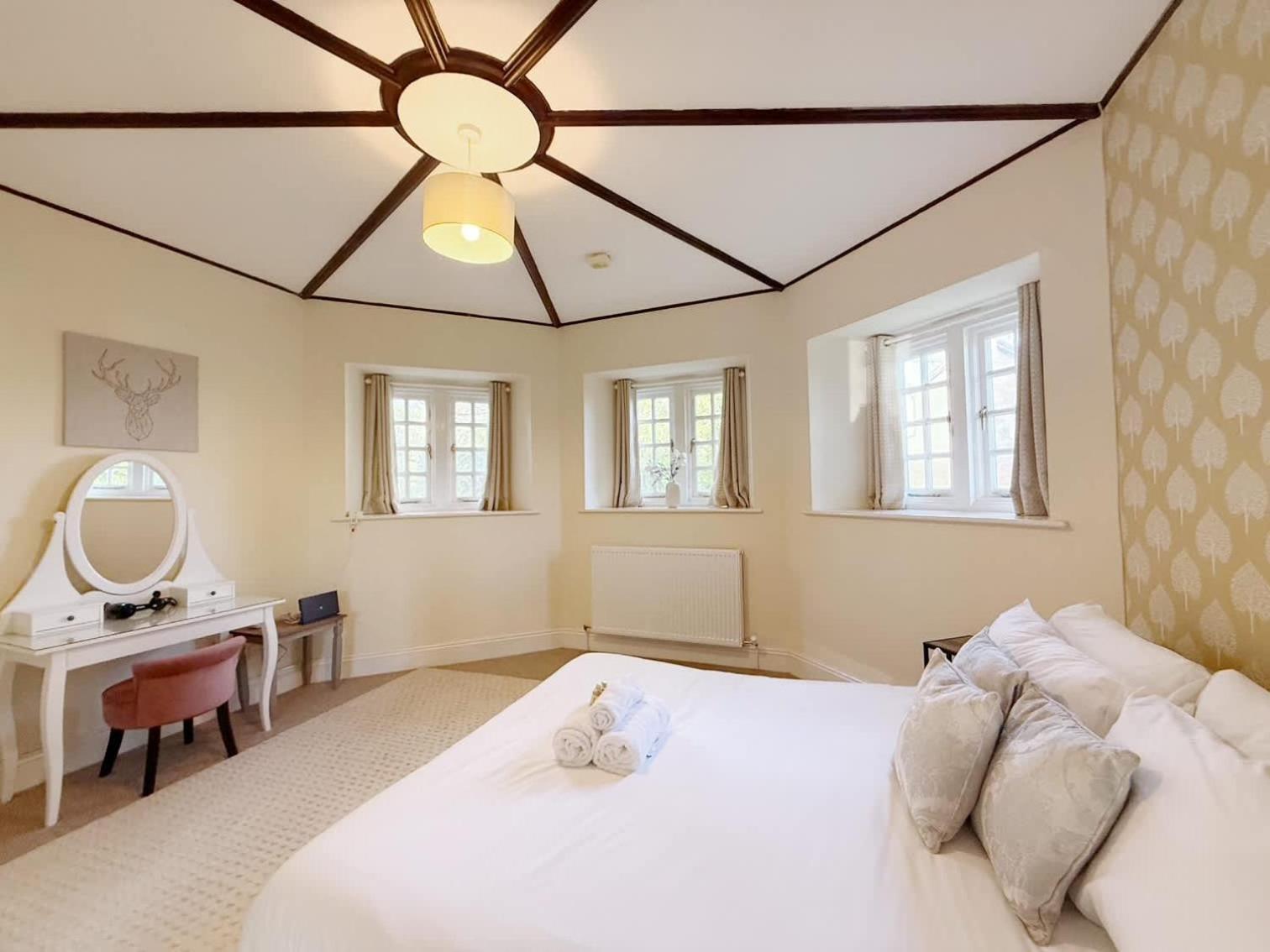 Cosy 1-Bedroom Cottage Next To Combe Lodge Venue Blagdon Екстер'єр фото